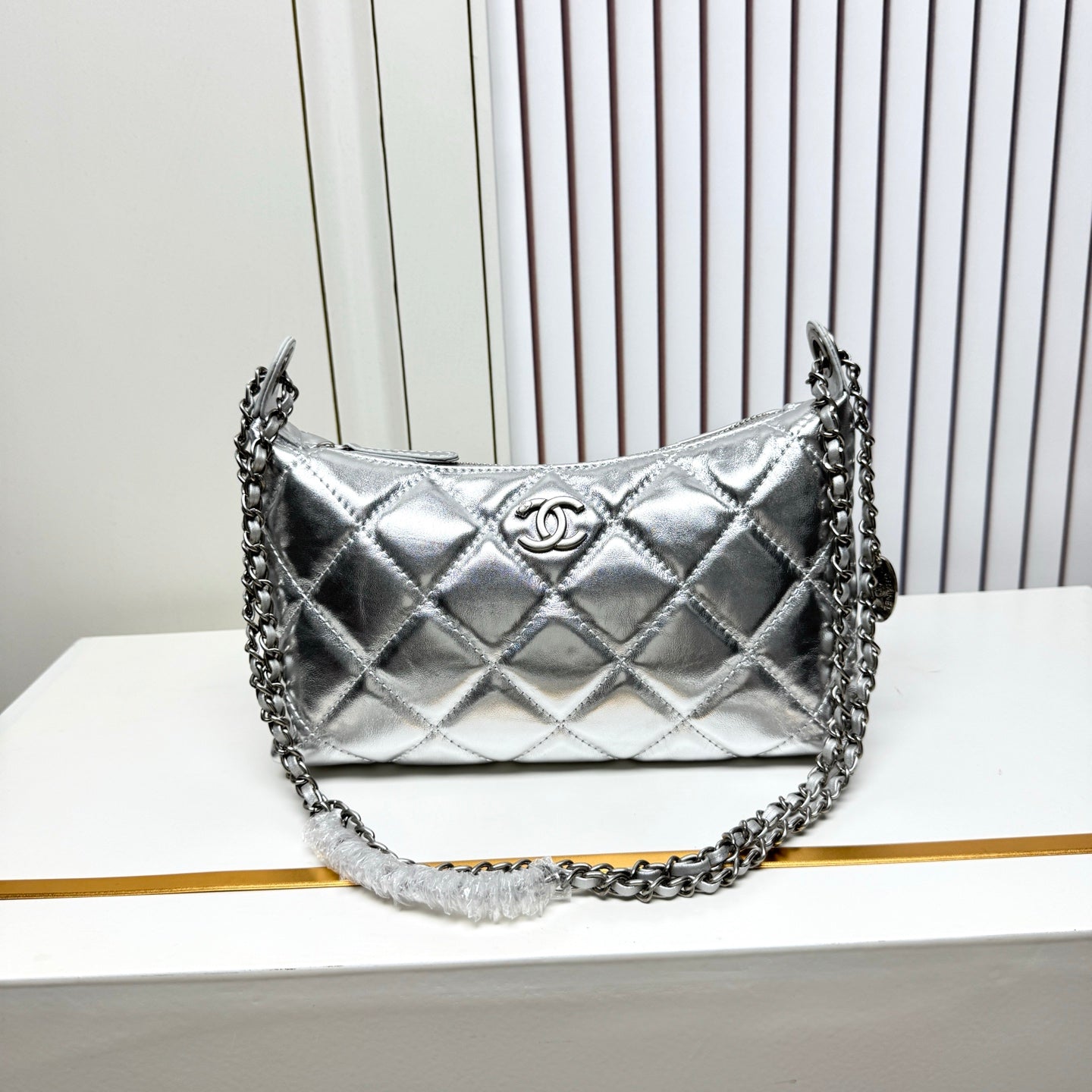 15RC14BDE Stylish leather bag