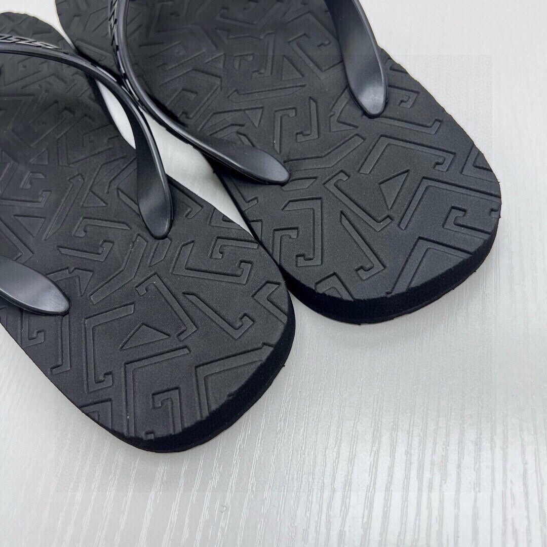 535ZV295ZDE Stylish Slippers