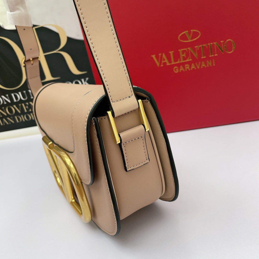 5A45BDE Stylish leather bag