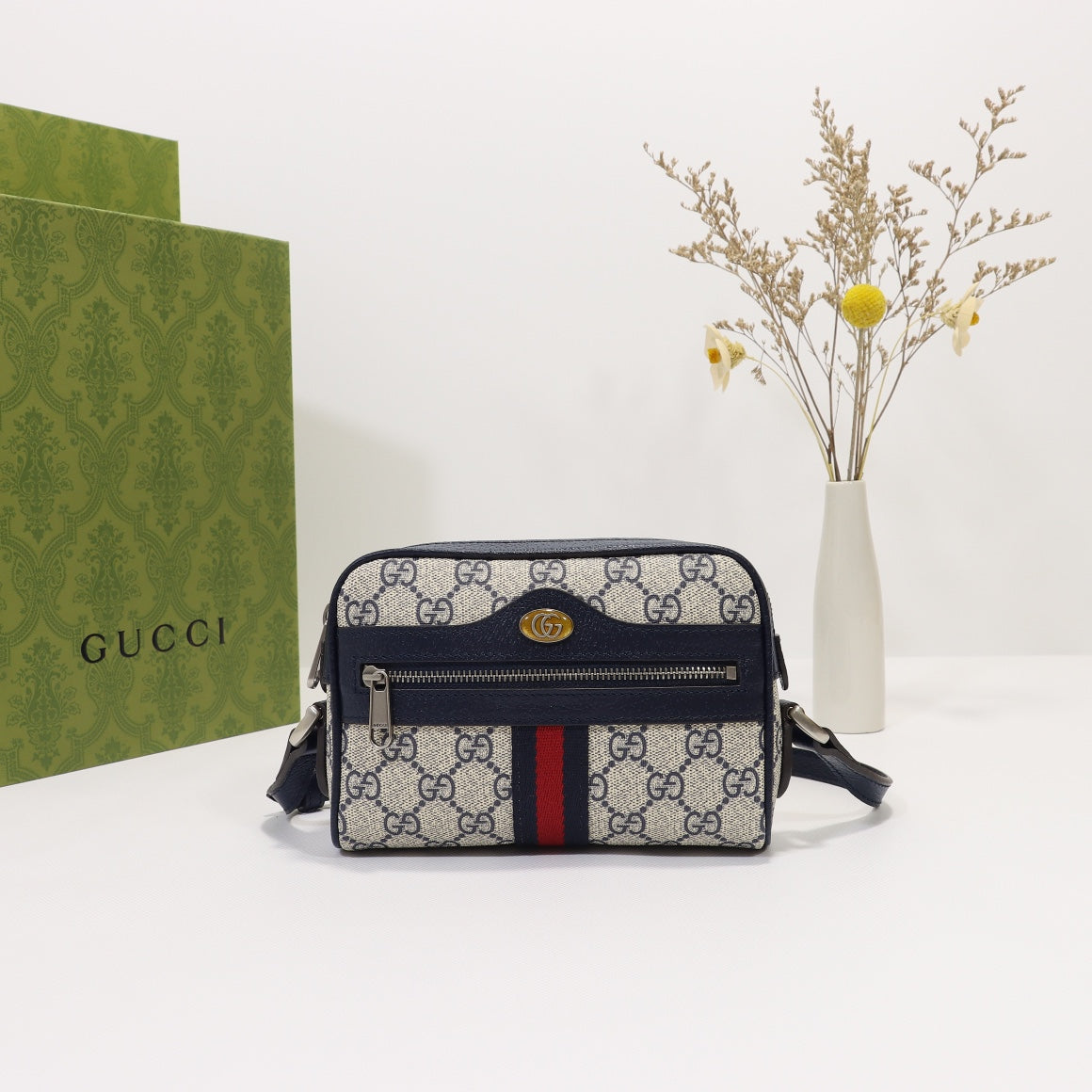 XB18BDE Stylish leather bag