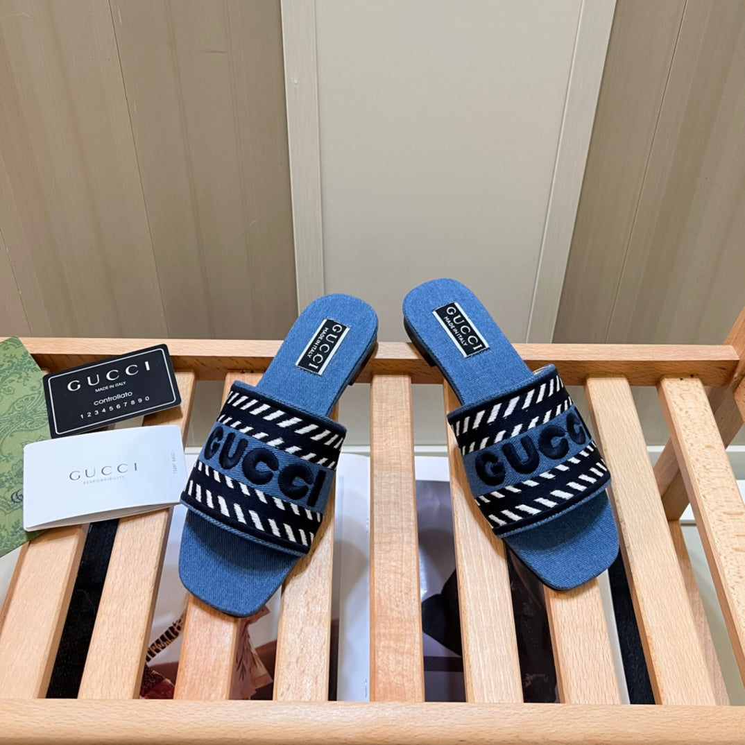 14B6ZDE Stylish Slippers