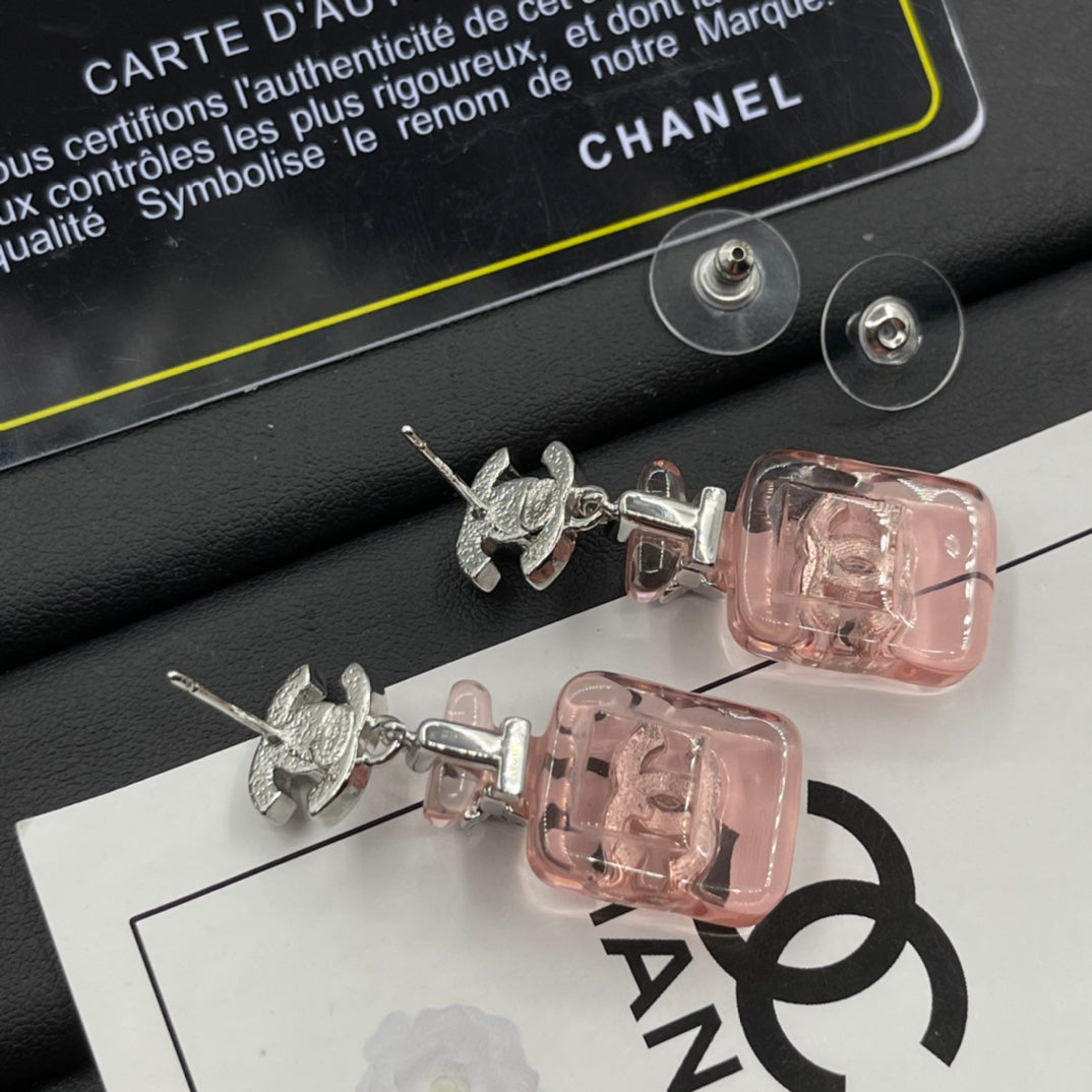 14C258EDE Stylish Earrings