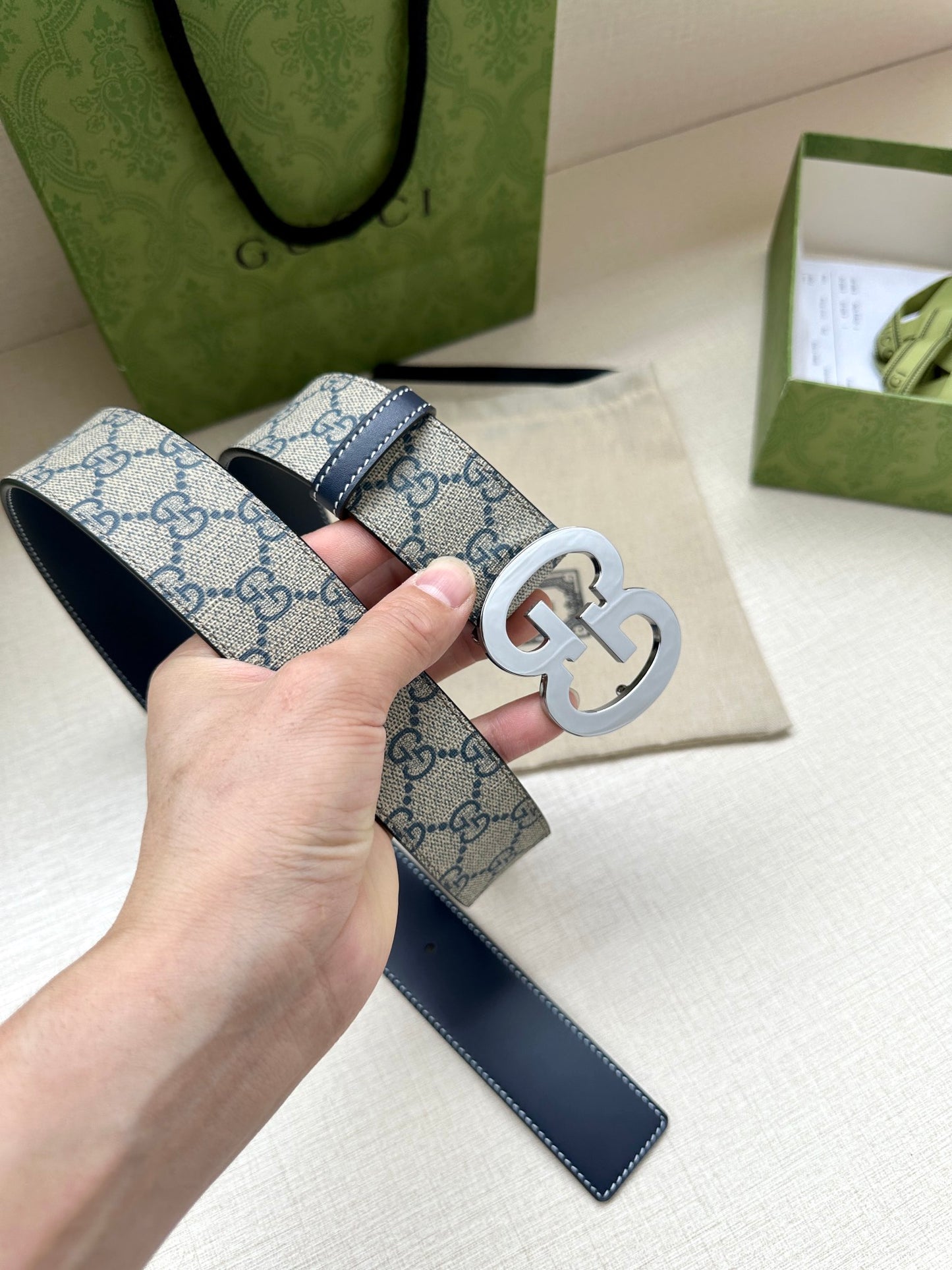 155RB210PDE Stylish High quality belt With full package