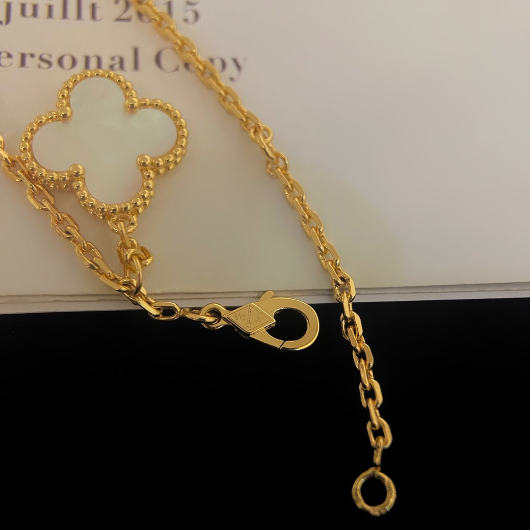 5XVA182KDE Stylish 6 flowers necklaces
