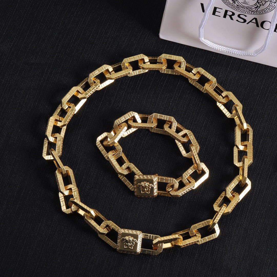 14V389XDE Stylish Earrings Bracelets Necklaces