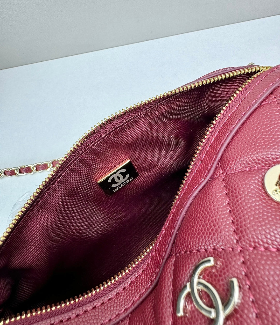 15RC55BDE Stylish leather bag