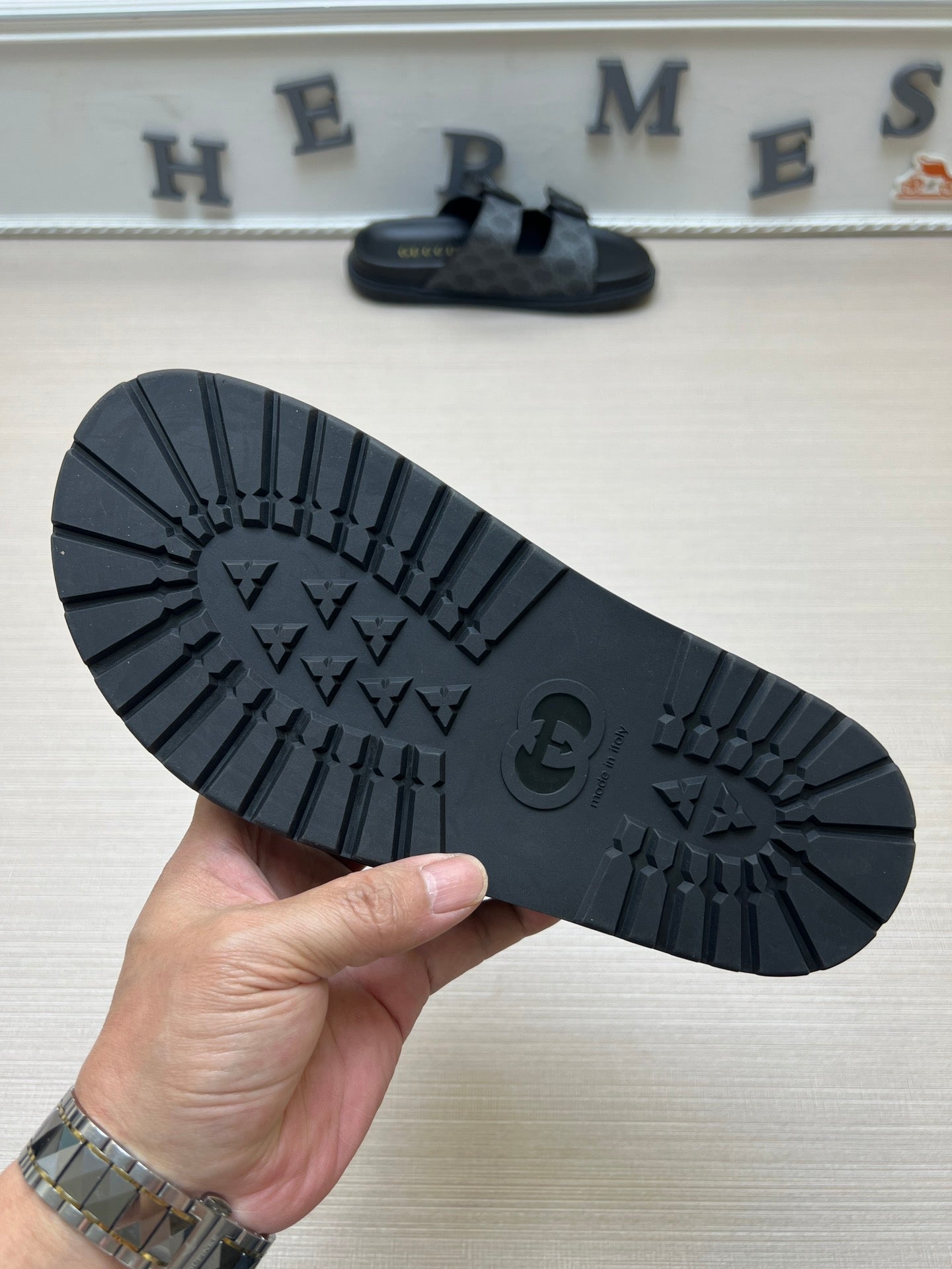 54B92ZDE Stylish slippers