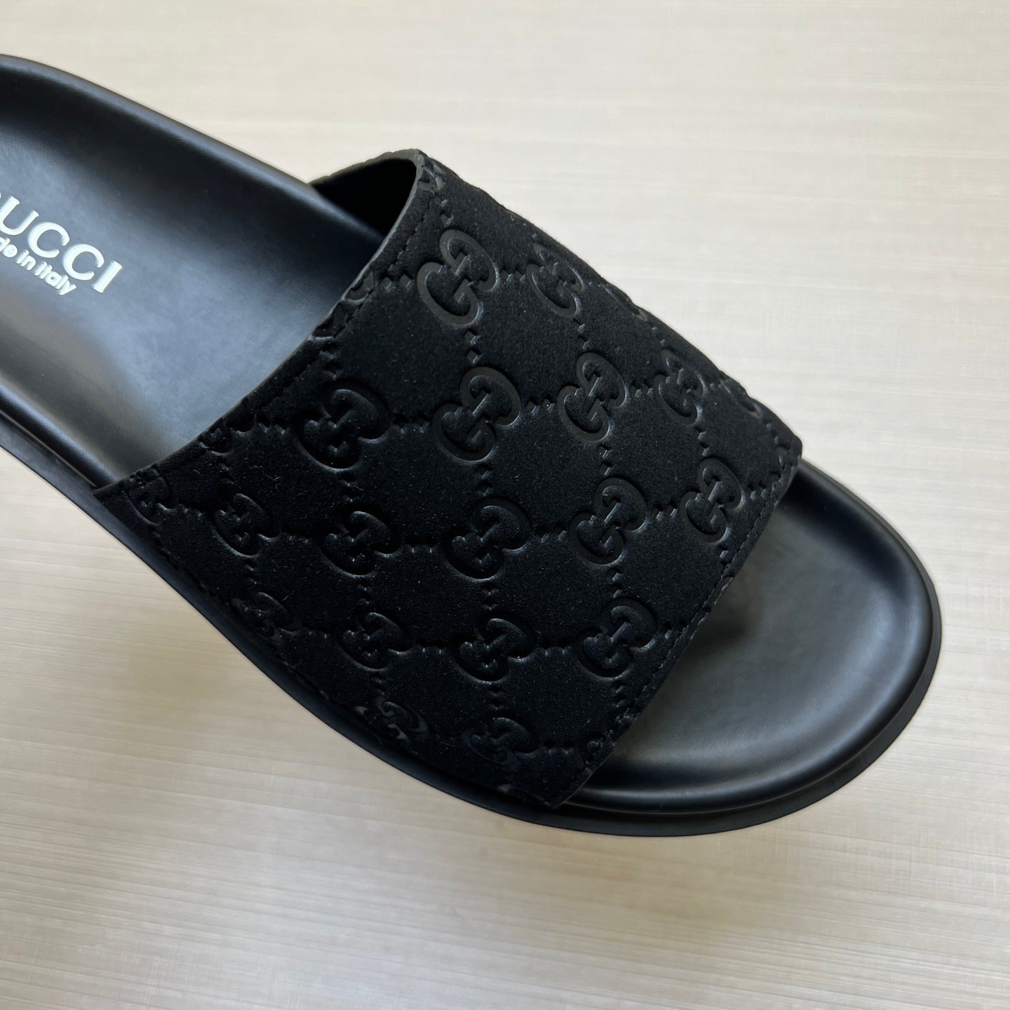 5QB15ZDE Stylish Slippers