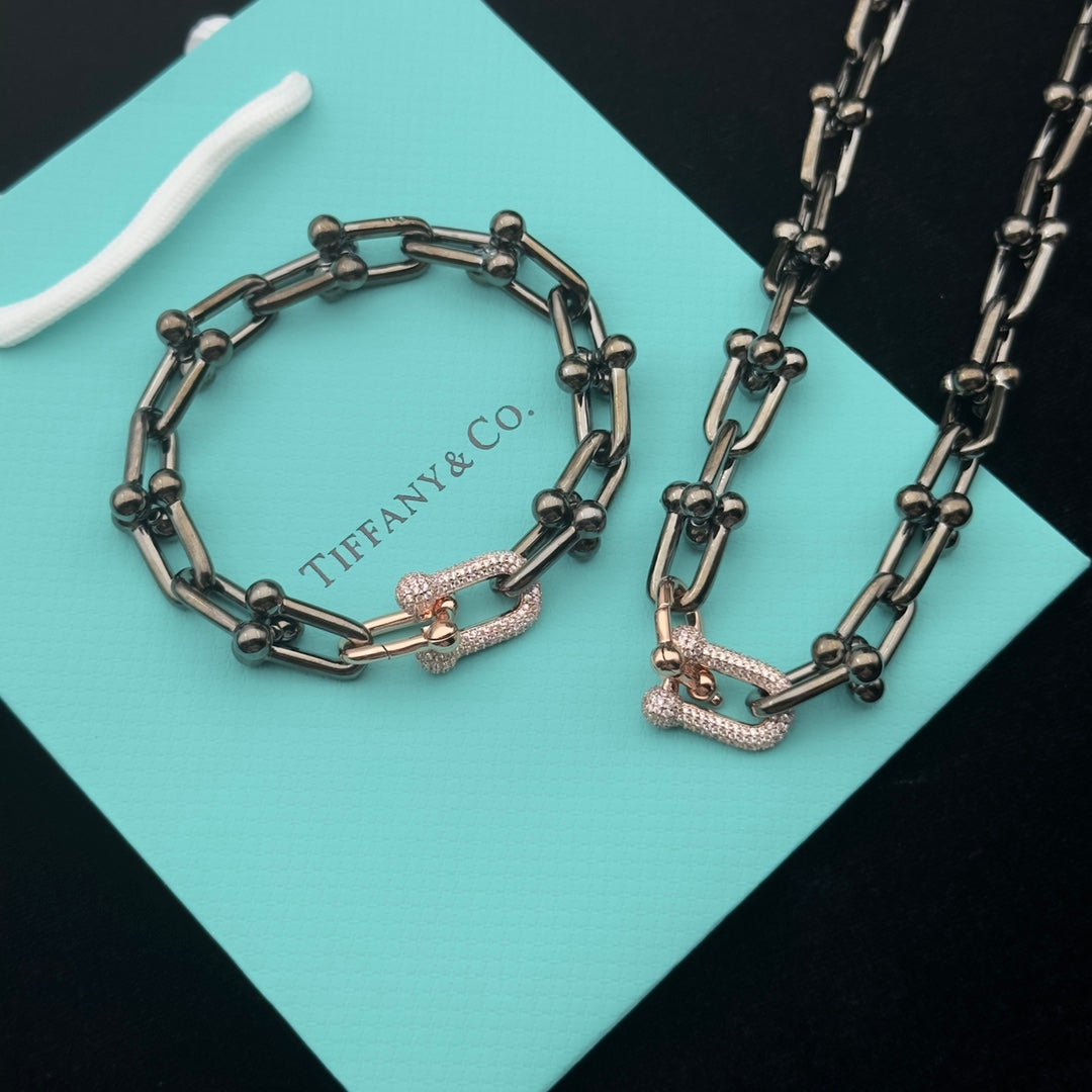 8XT31XDE Stylish Earring Bracelets Necklaces
