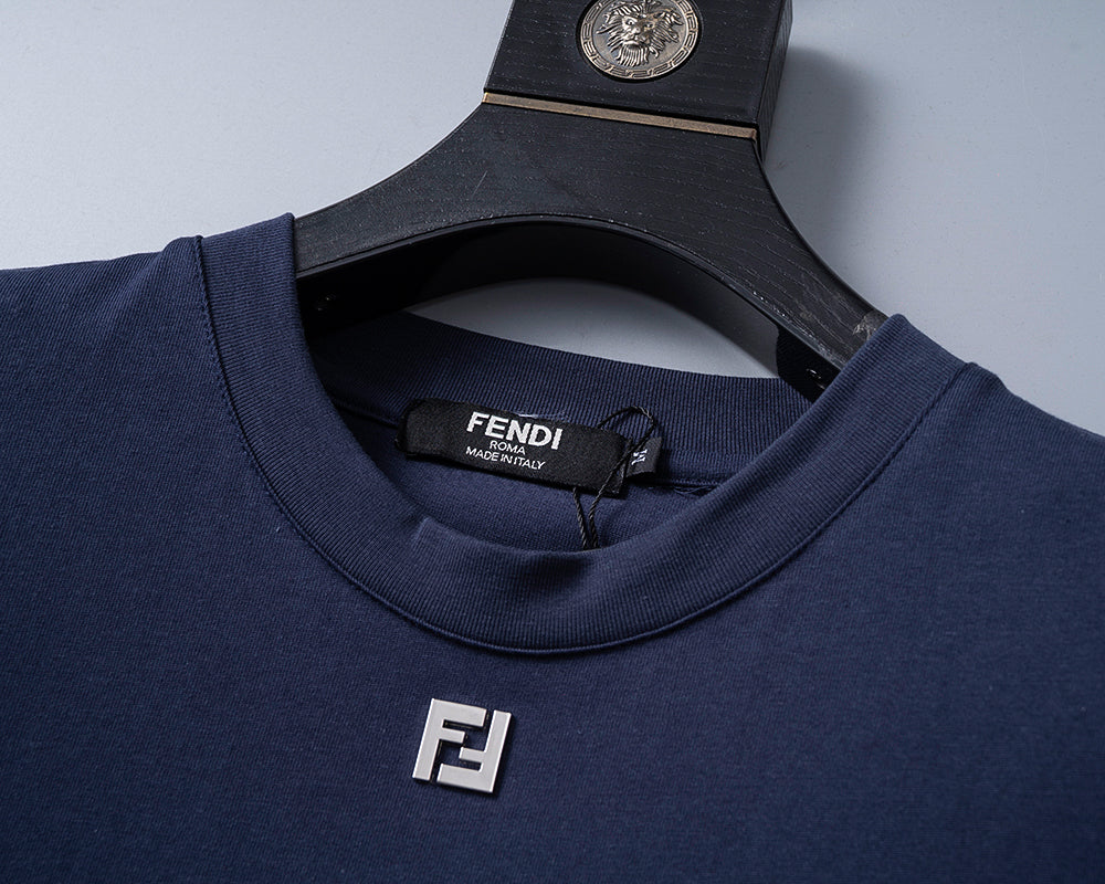 125WF77UDE Stylish T-shirts