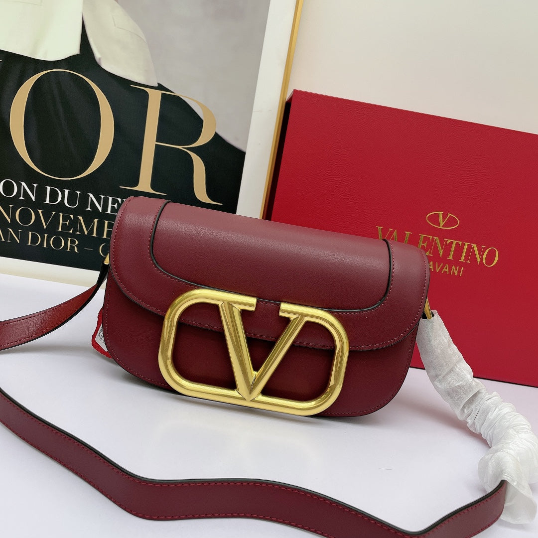 5A45BDE Stylish leather bag