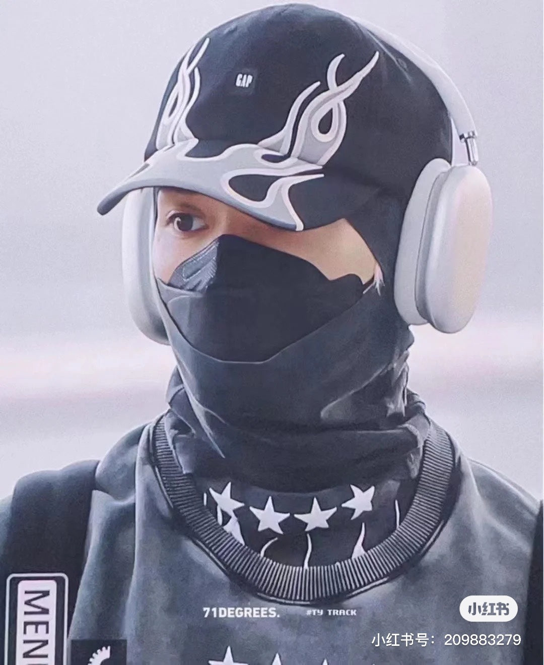125ZJ515MDE Stylish hats