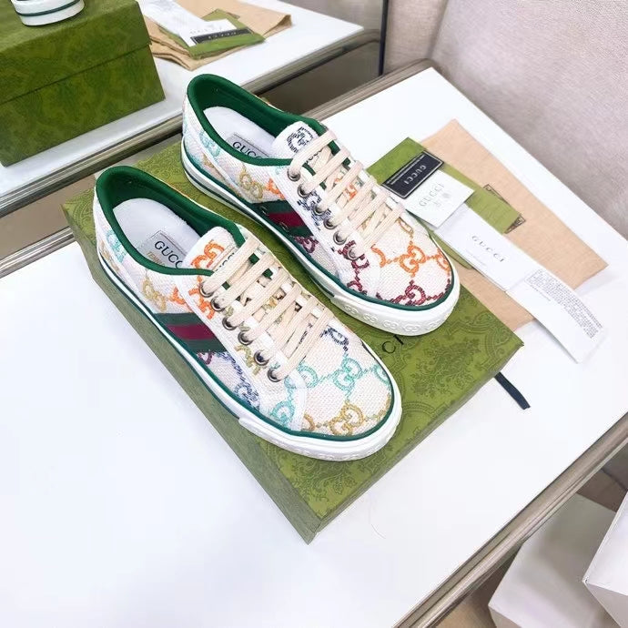 2YB49ZDE Stylish shoes