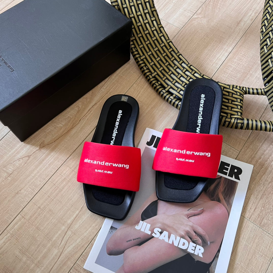 14A5ZDE Stylish Slippers
