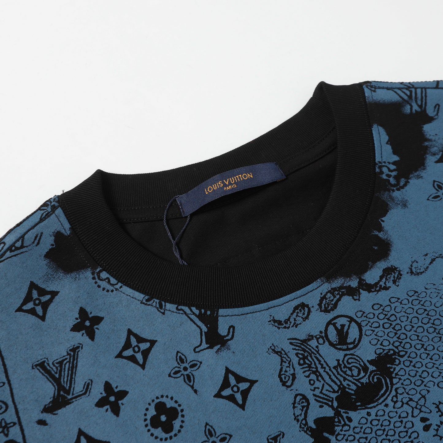 1ZE520UDE Stylish T-shirts