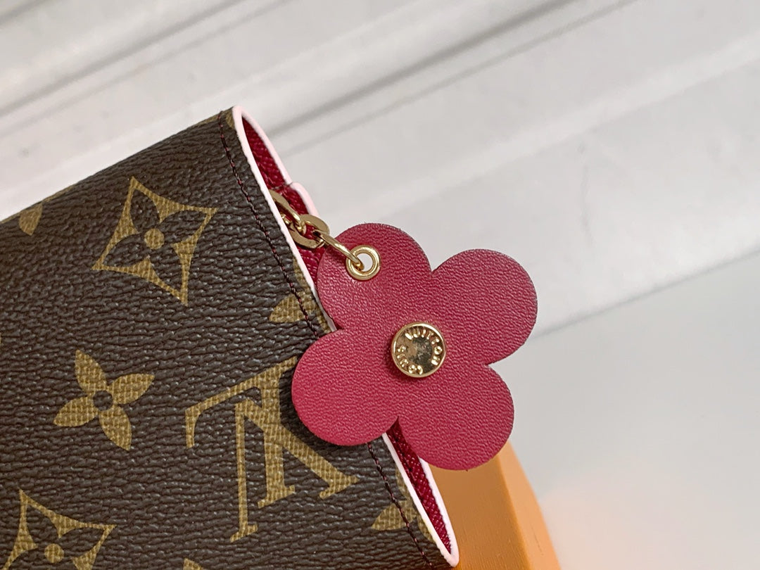 15RE12BDE Stylish leather bag