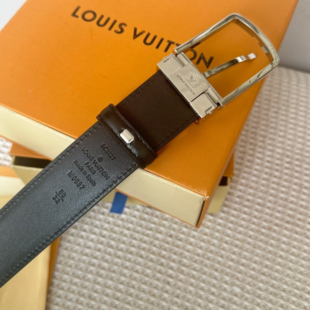 14E134PDE Stylish High quality belt With full package