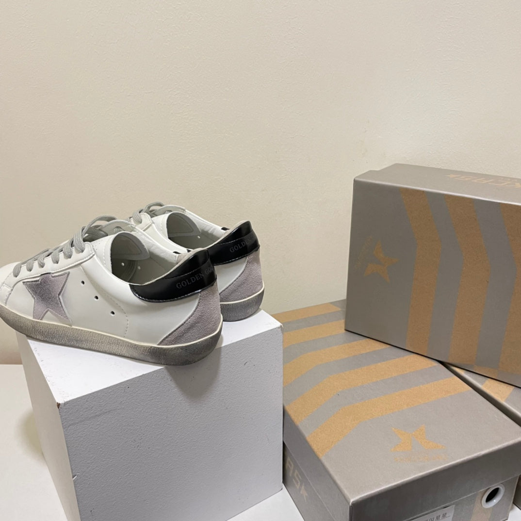 14GE114ZDE Stylish shoes