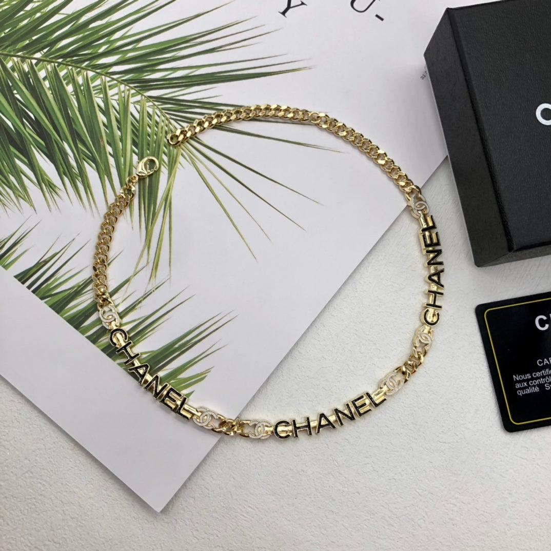 14C907XDE Stylish Necklaces