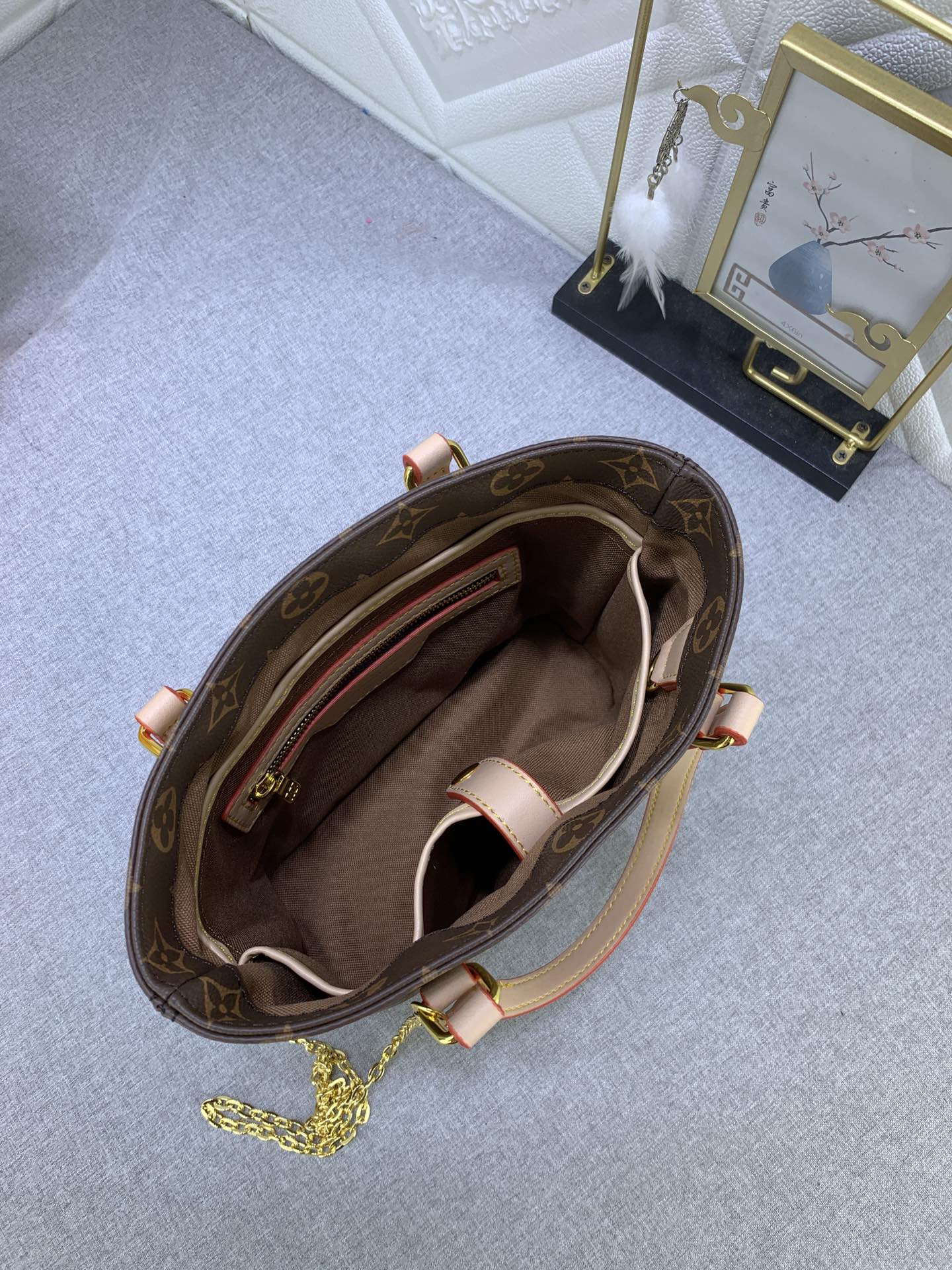 2XE348BDE Stylish leather bag