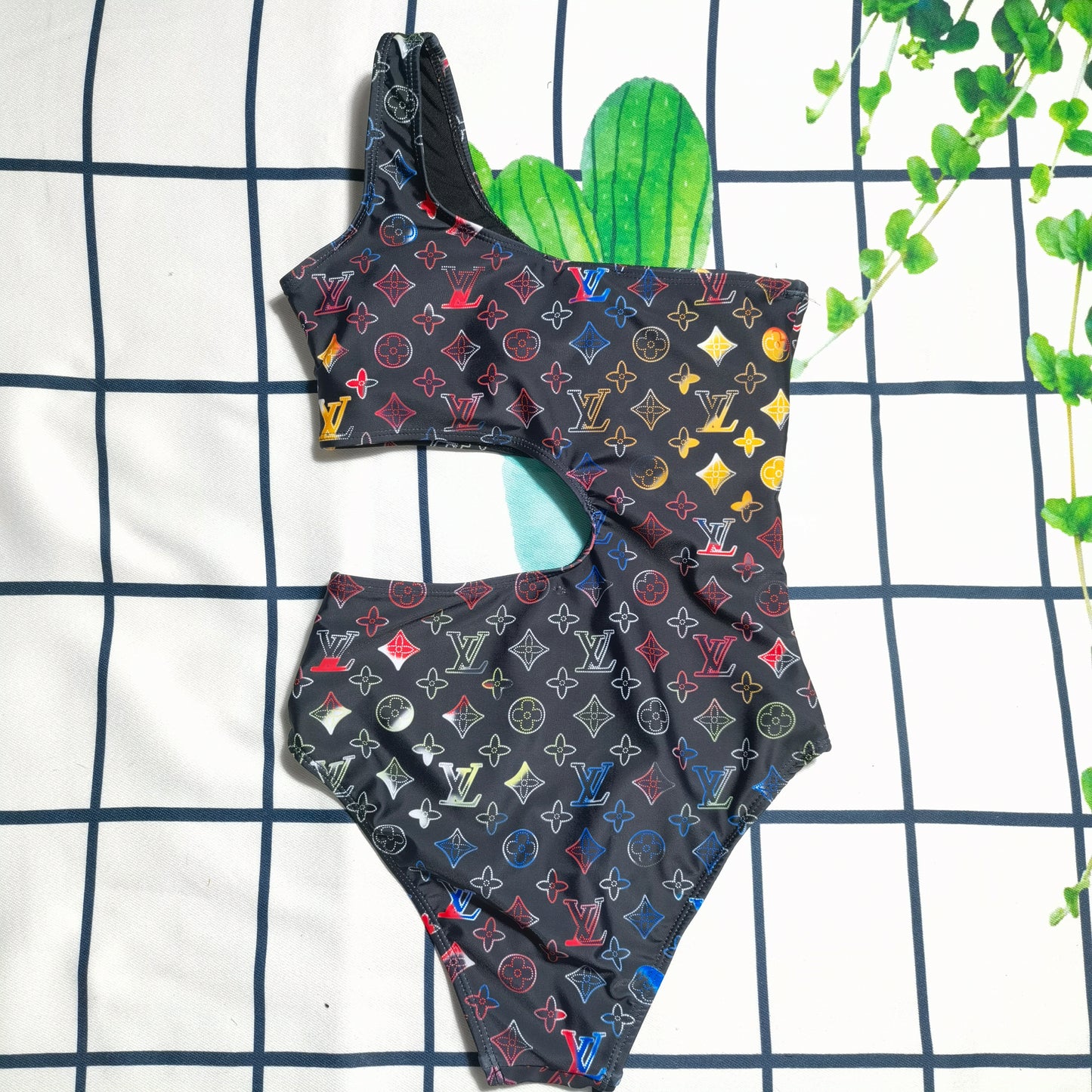 14E146YDE Stylish Bikini swimsuit