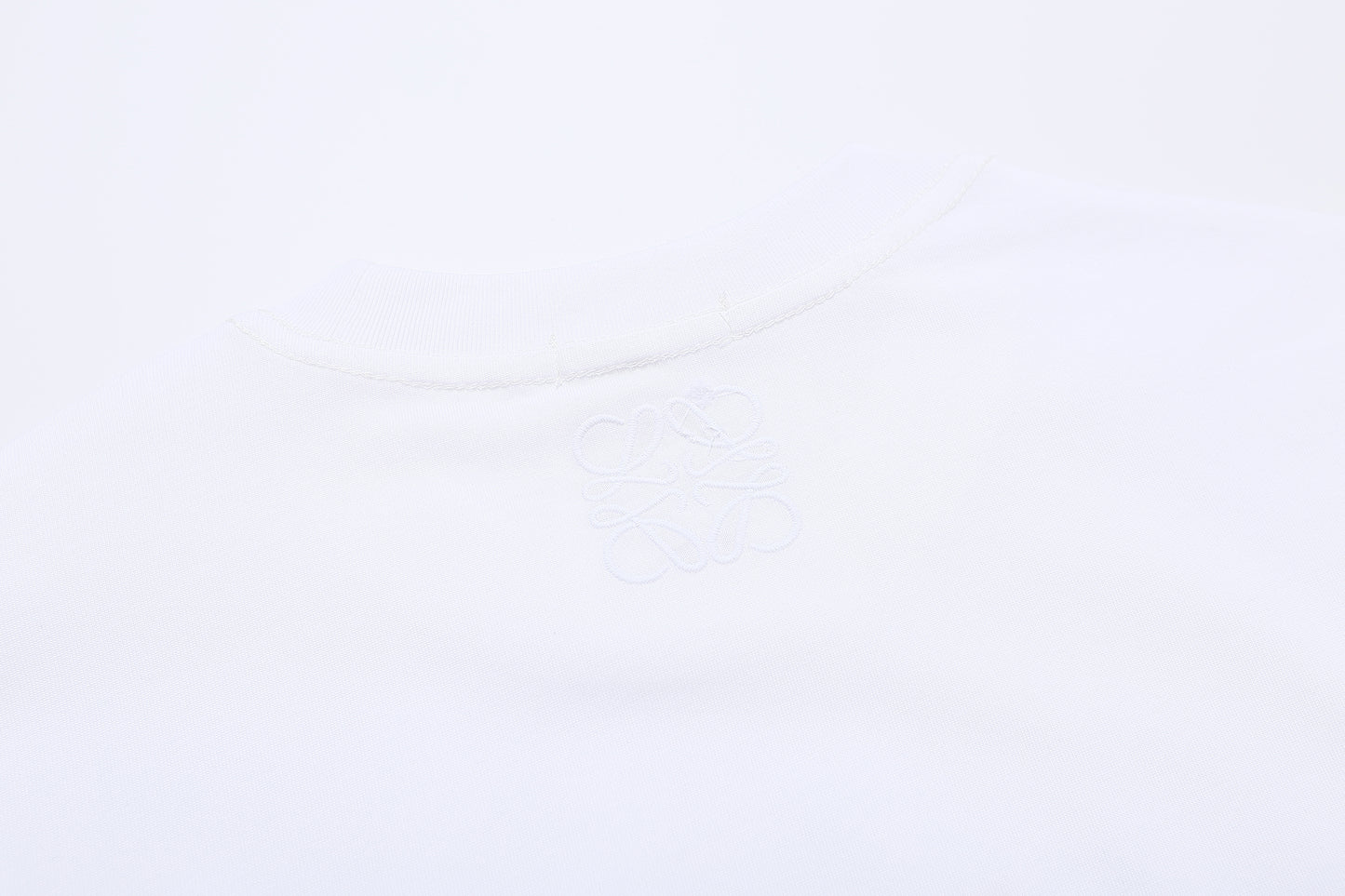 145RB190UDE Stylish T-shirt
