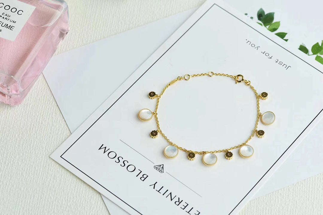 1ND191EDE Stylish Necklaces