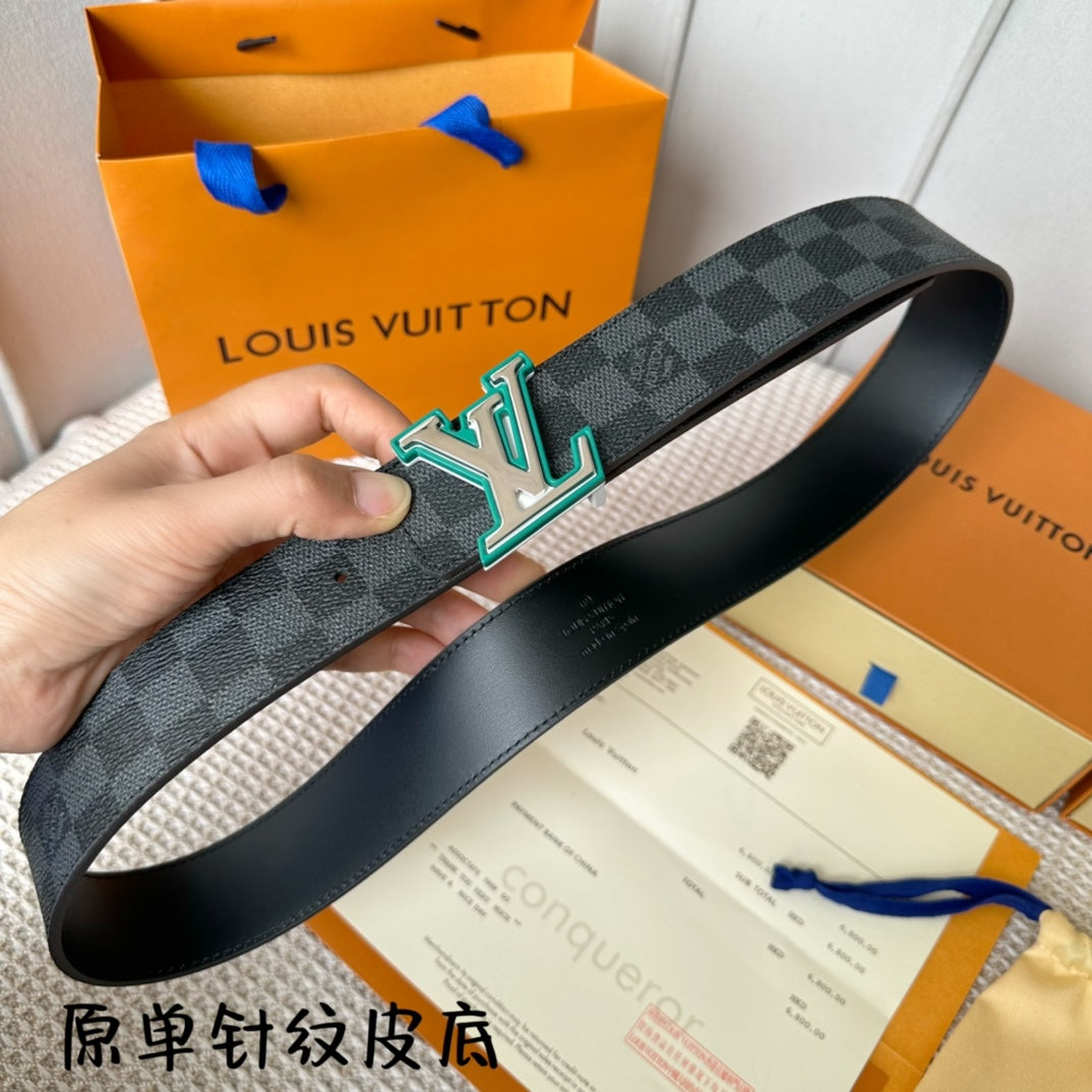 14E56PDE Stylish High quality belt With full package
