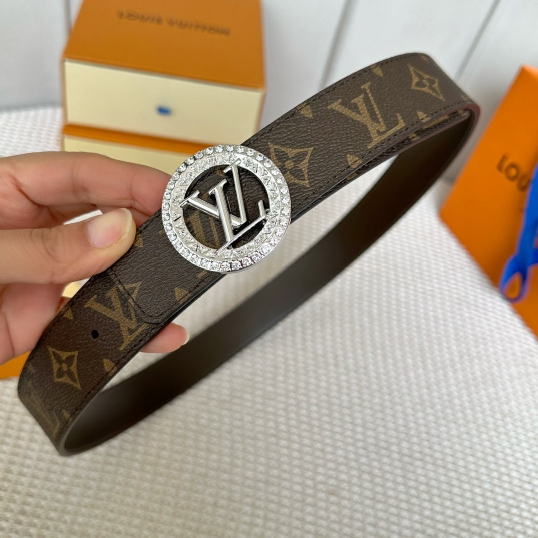 14E128PDE Stylish High quality belt With full package