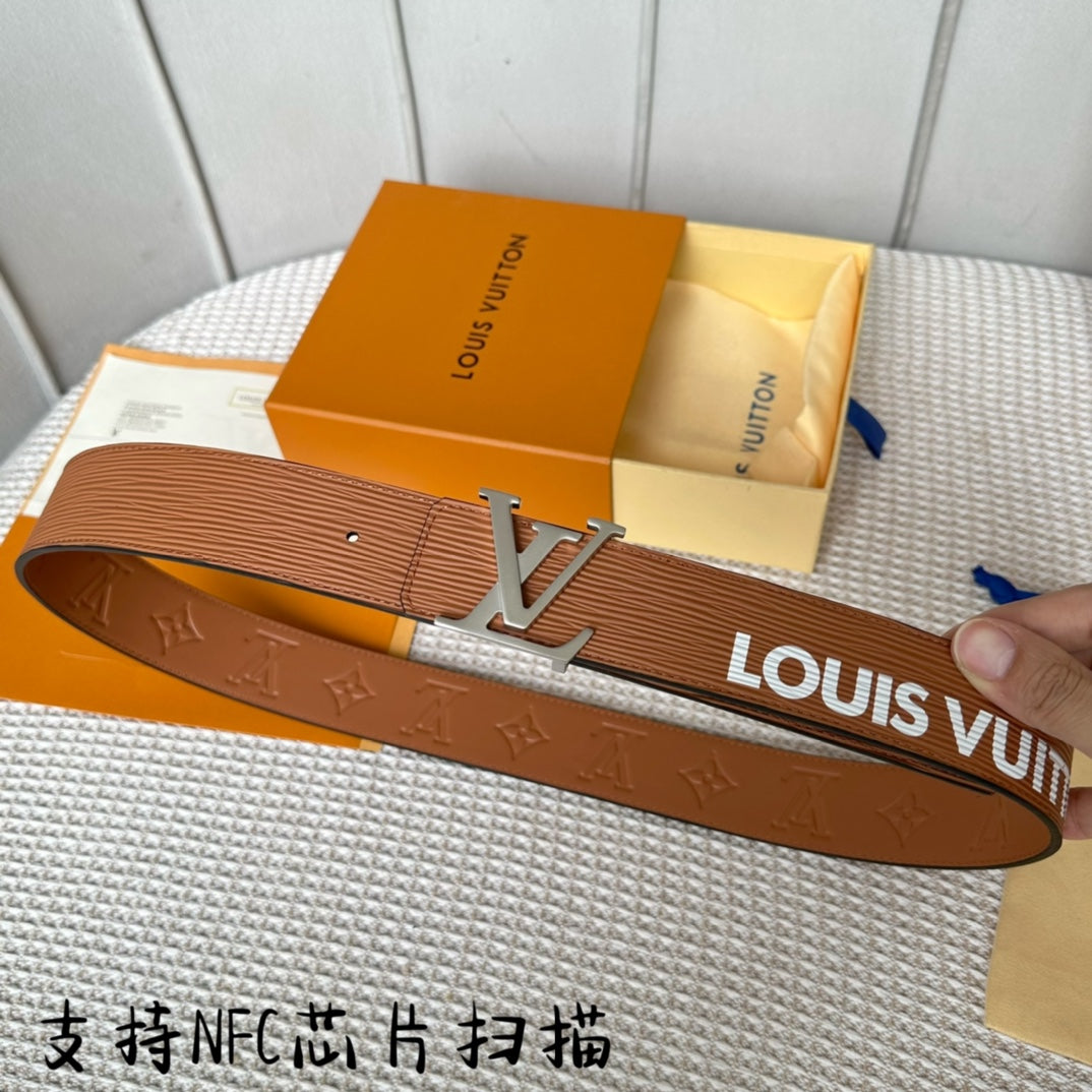 14E57PDE Stylish High quality belt With full package