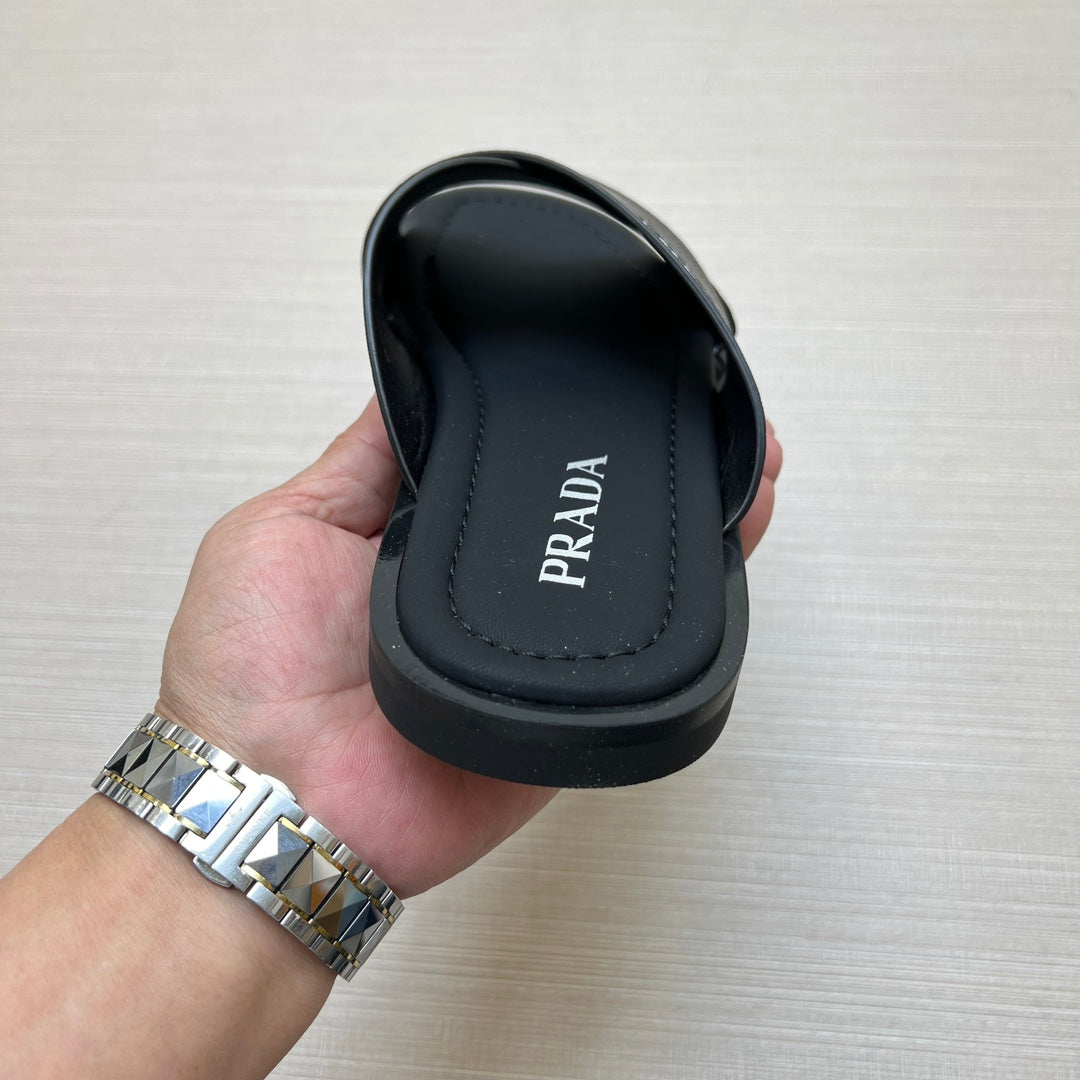 54PD72ZDE Stylish slippers
