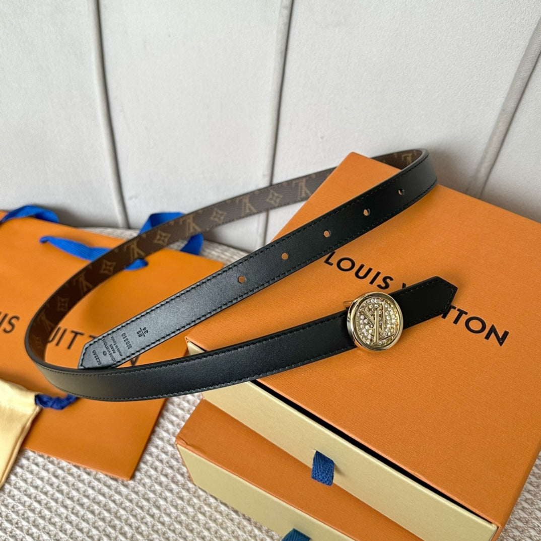 14E144PDE Stylish High quality belt With full package