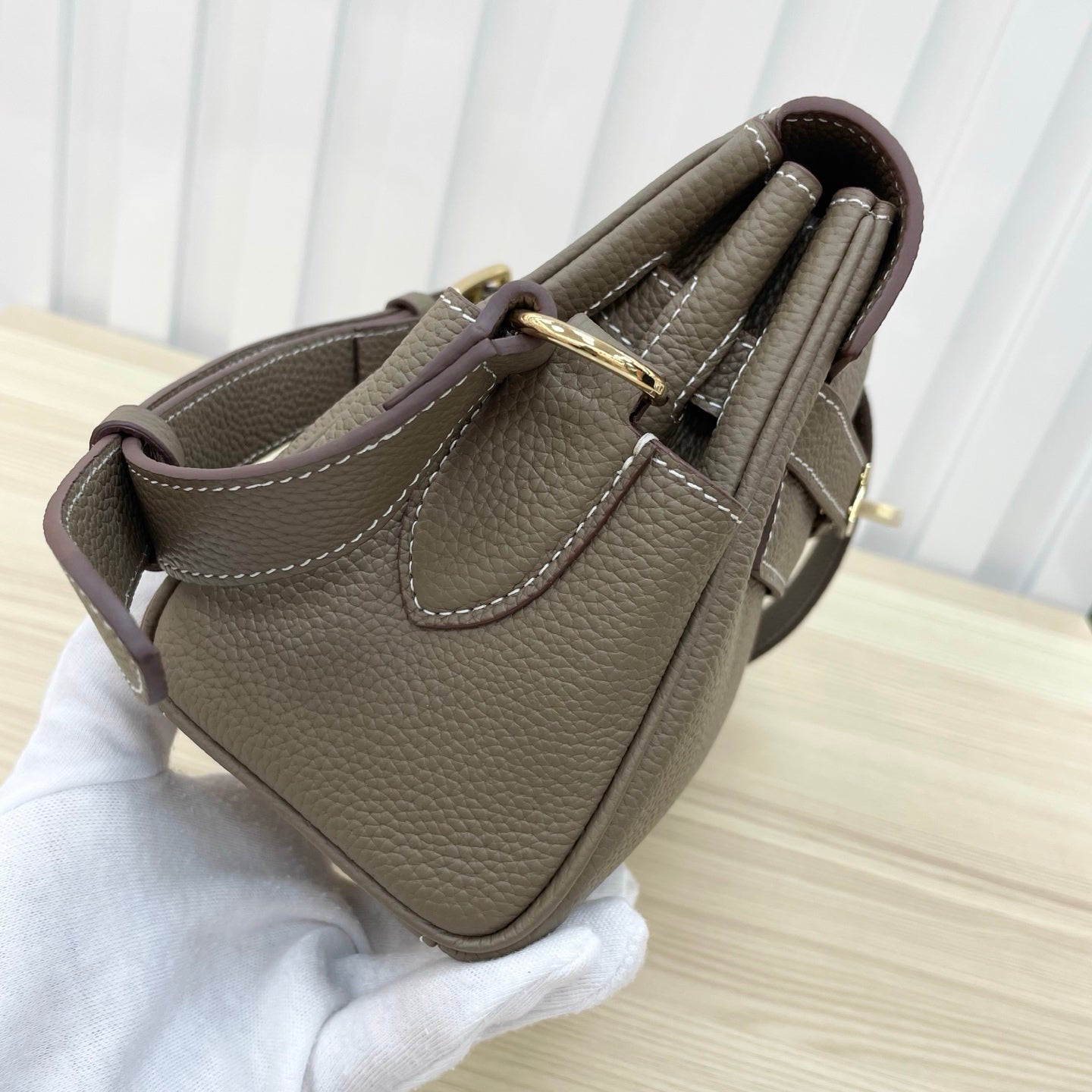 15RH4BDE Stylish leather bag