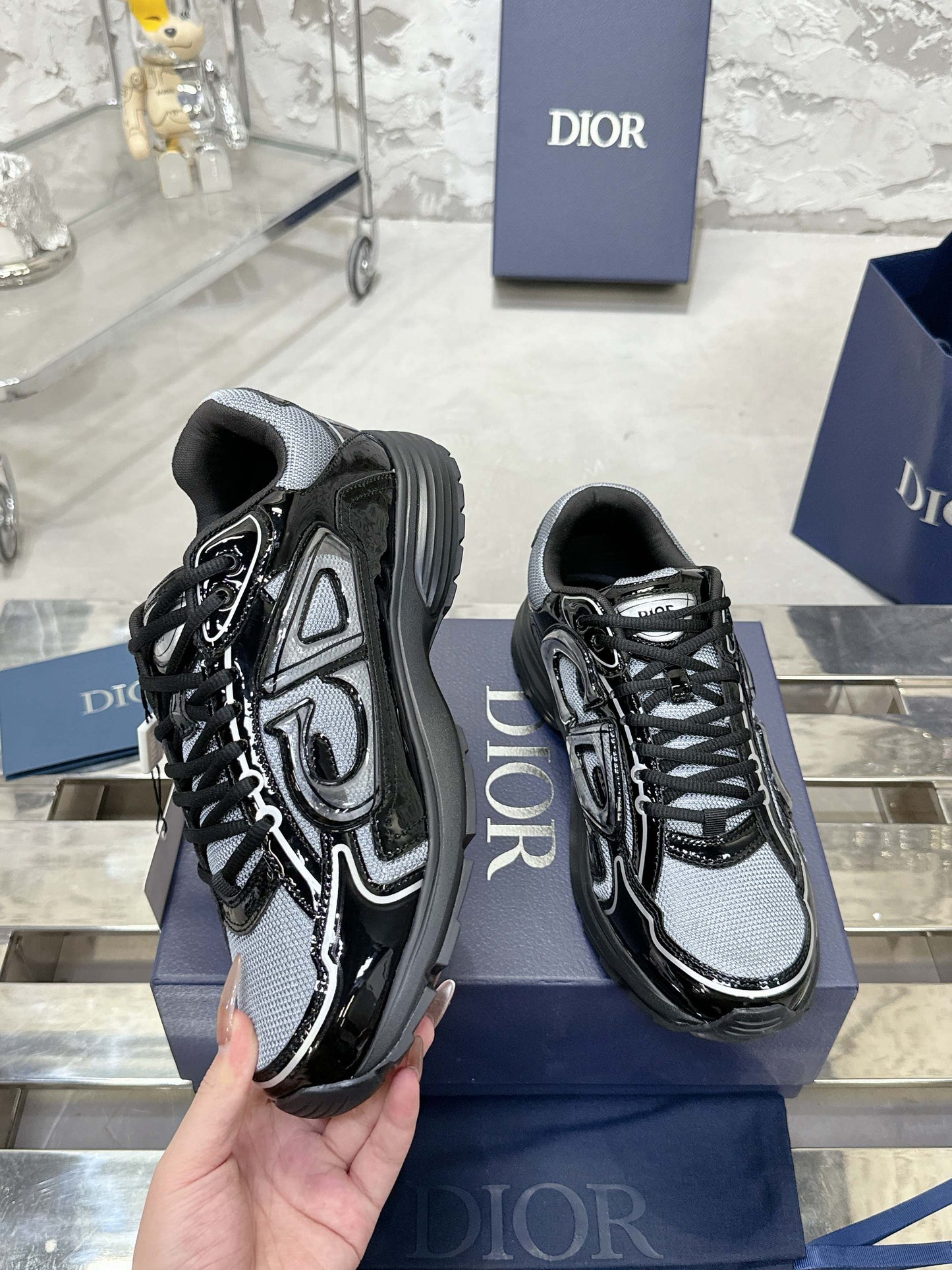 245RD2ZDE Stylish Sneakers