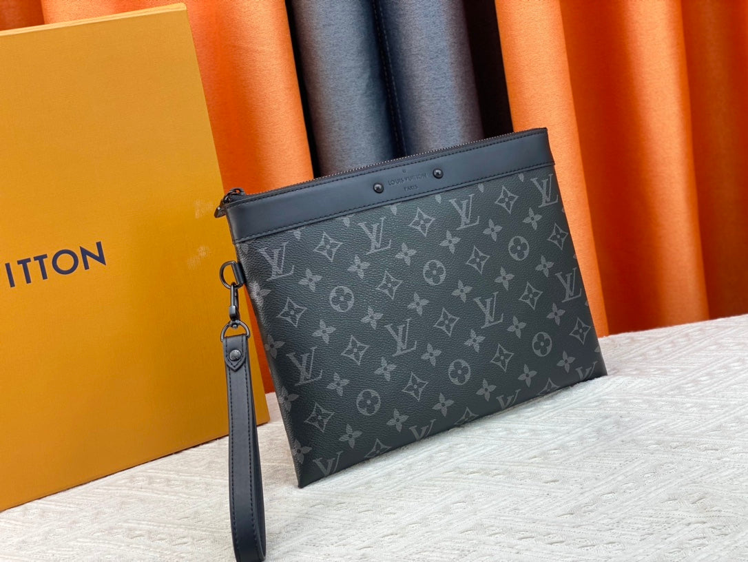 1XE401BDE Stylish leather bag