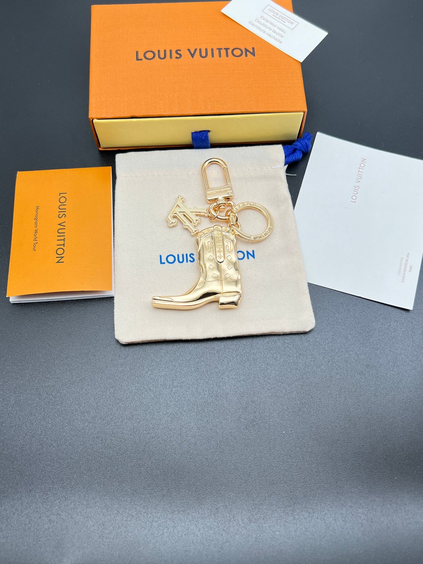 35RE16ADE Stylish bag 's charms accessories