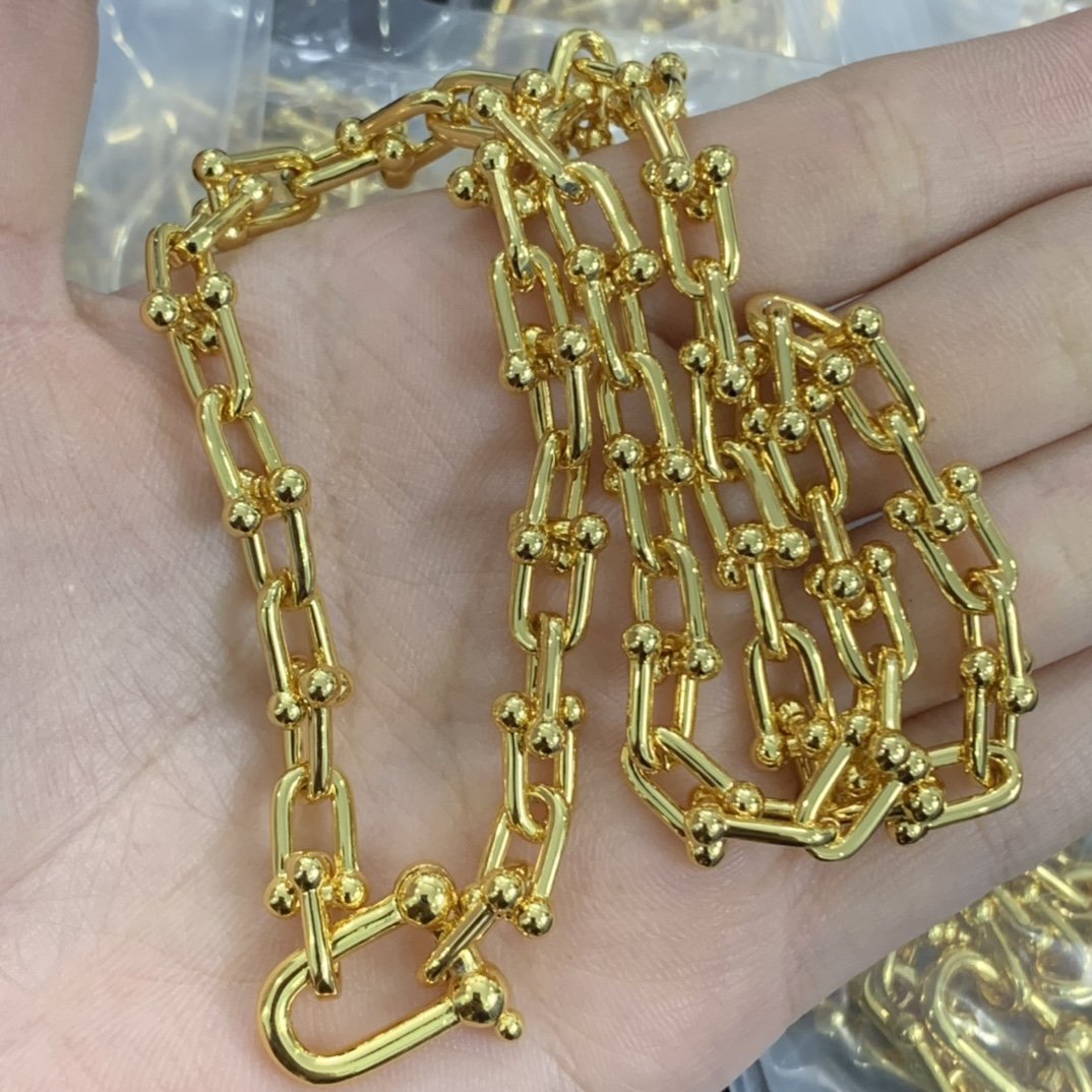 8XT30XDE Stylish Earring Bracelets Necklaces