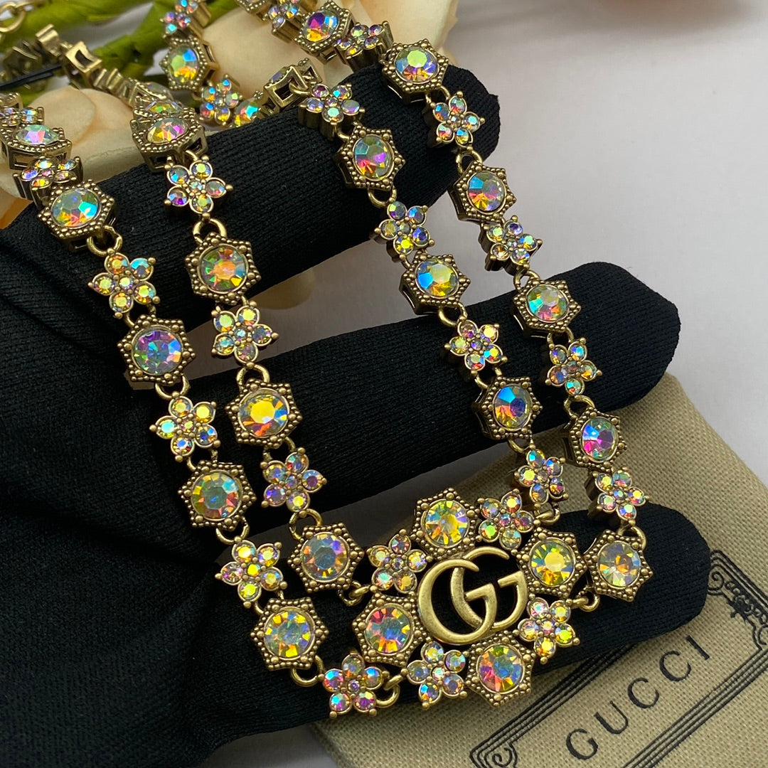 14B941XDE Stylish Necklaces
