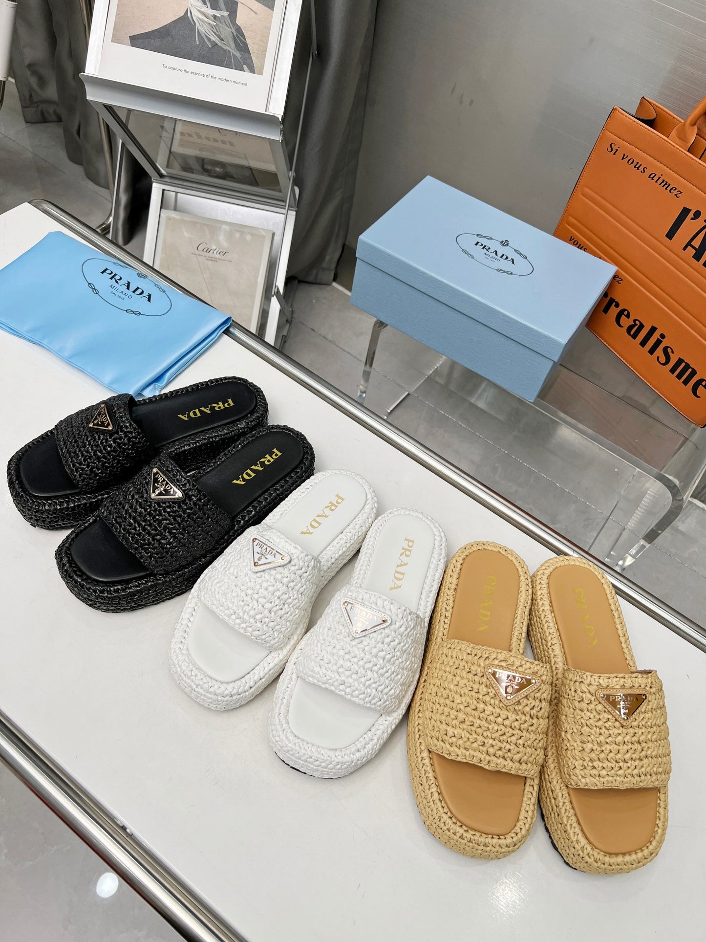 14PD27ZDE Stylish slippers