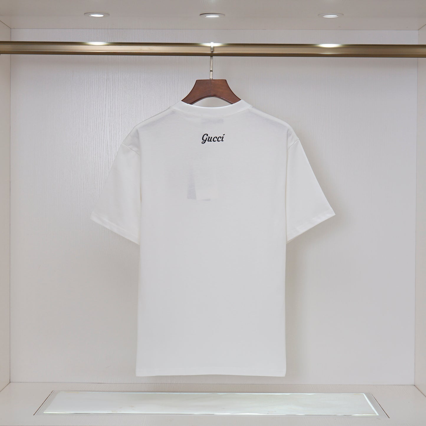 165NB23UDE Stylish T-shirt