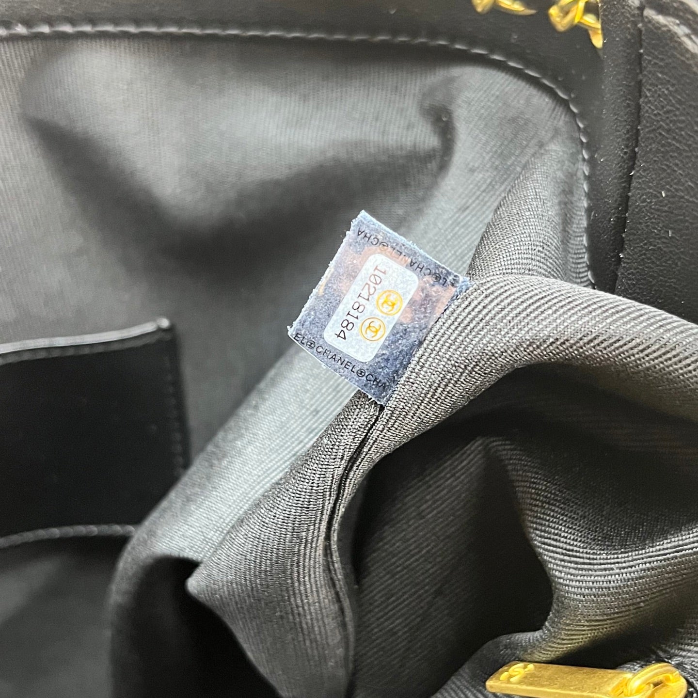 175RC1BDE Stylish leather bag