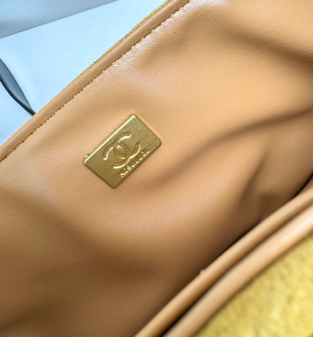 15RC61BDE Stylish leather bag
