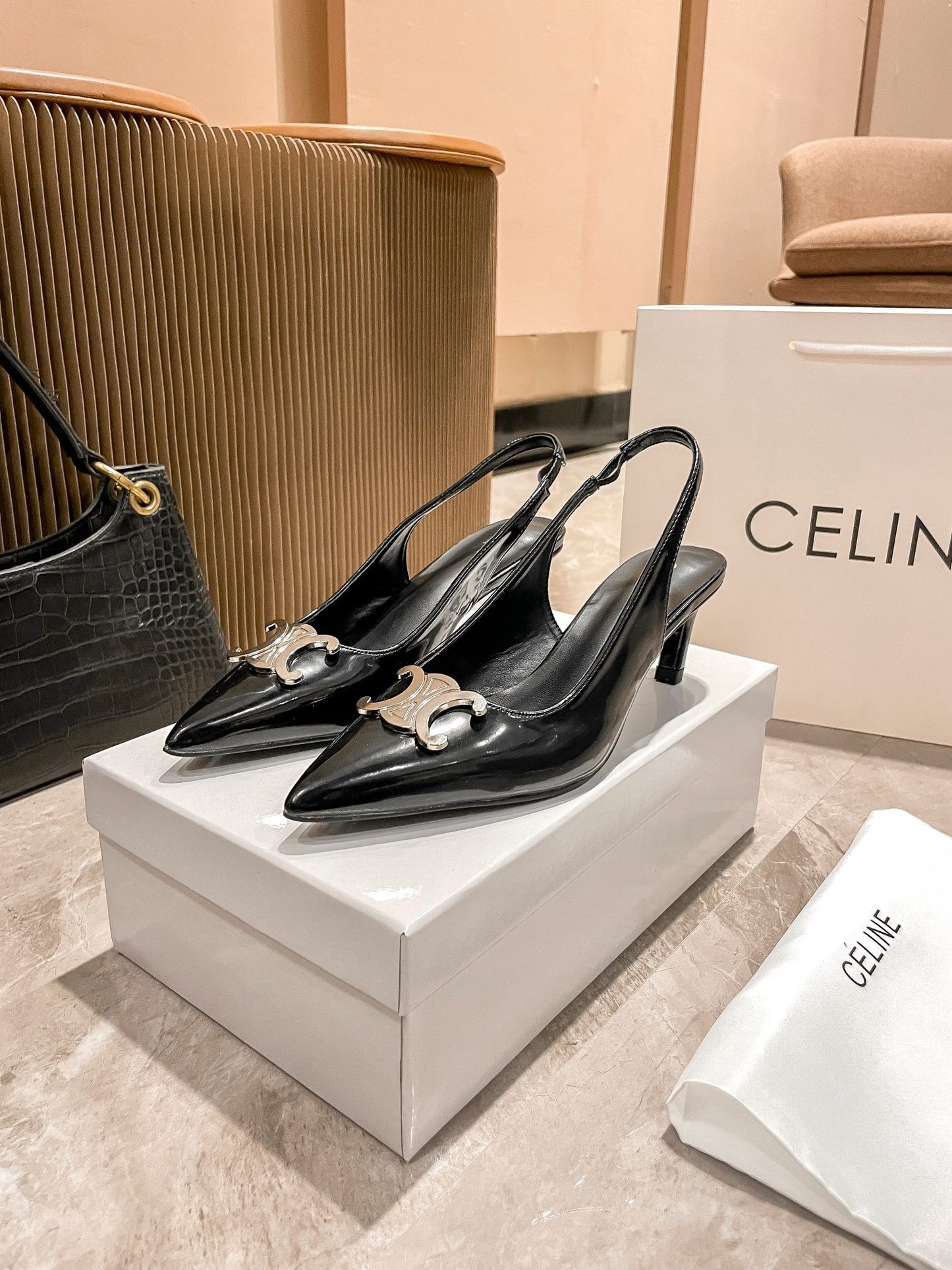 14CL87ZDE Stylish High heels Heel height 5cm