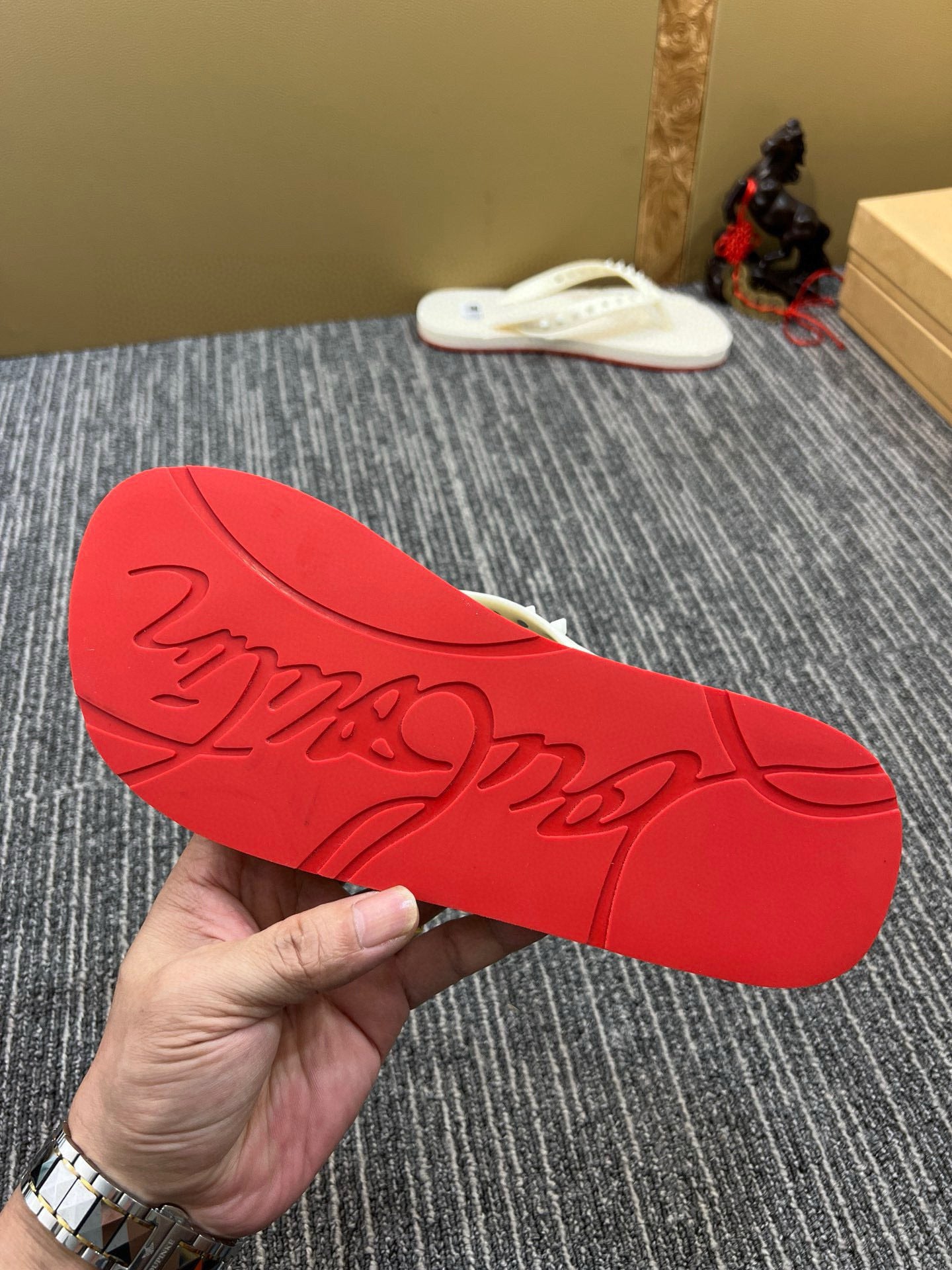 535ZA290ZDE Stylish Slippers