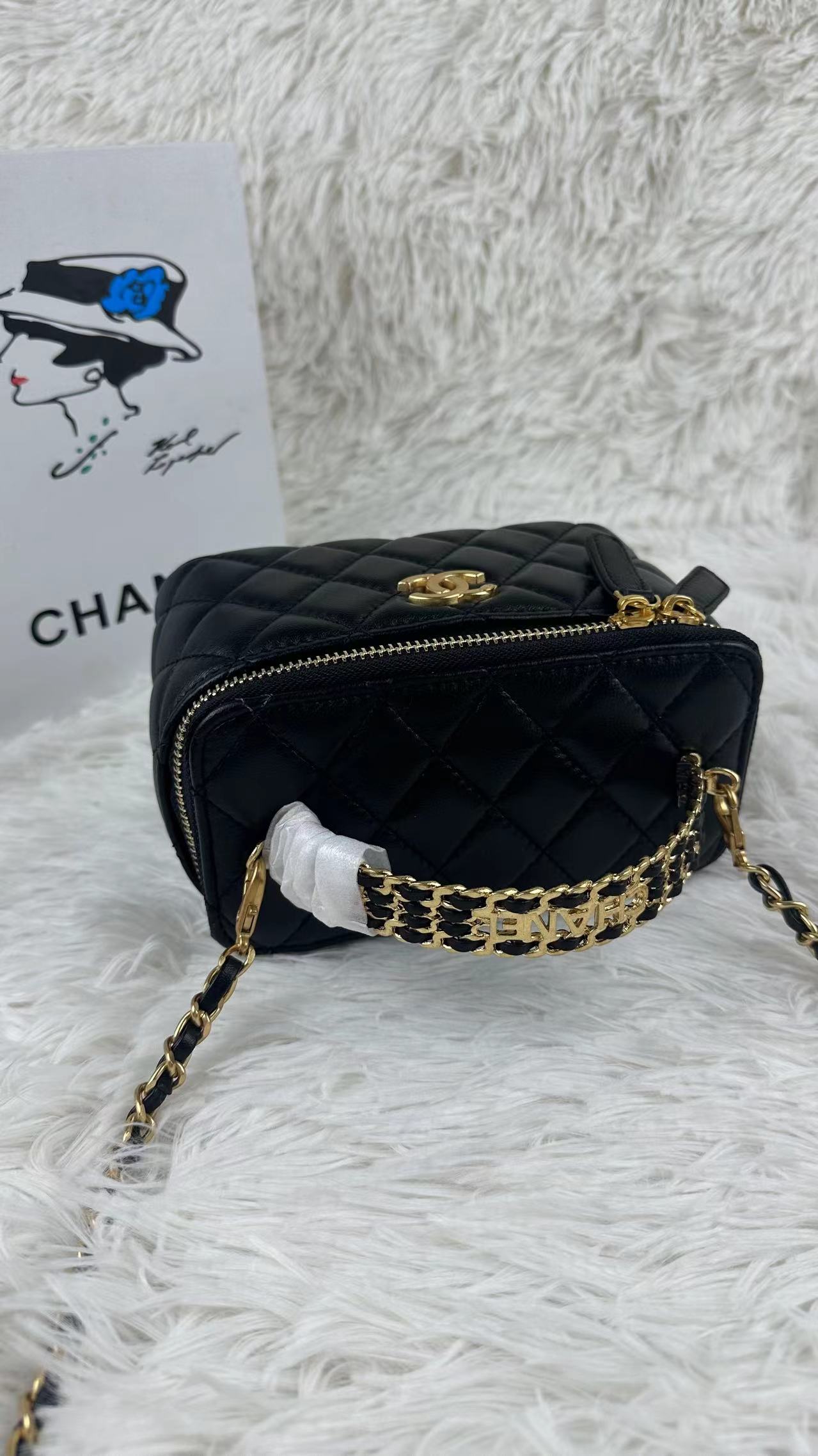 155XC26BDE Stylish leather bag