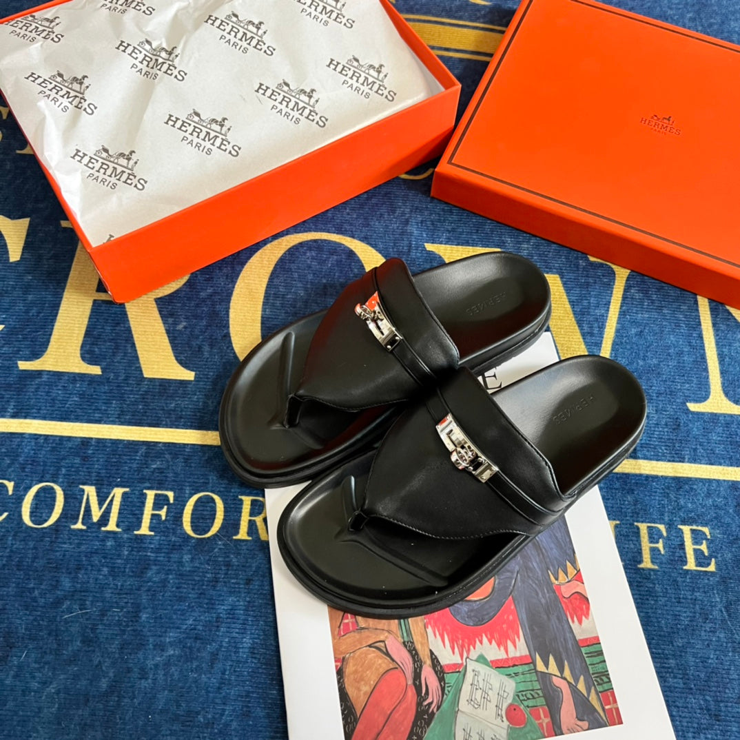 14H3ZDE Stylish Slippers
