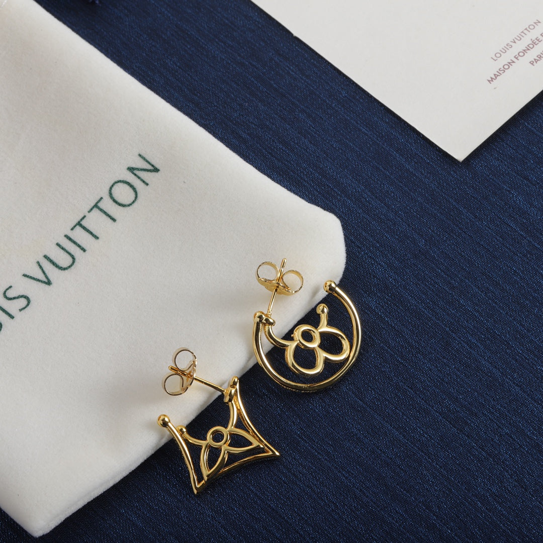 14E956EDE Stylish Earrings