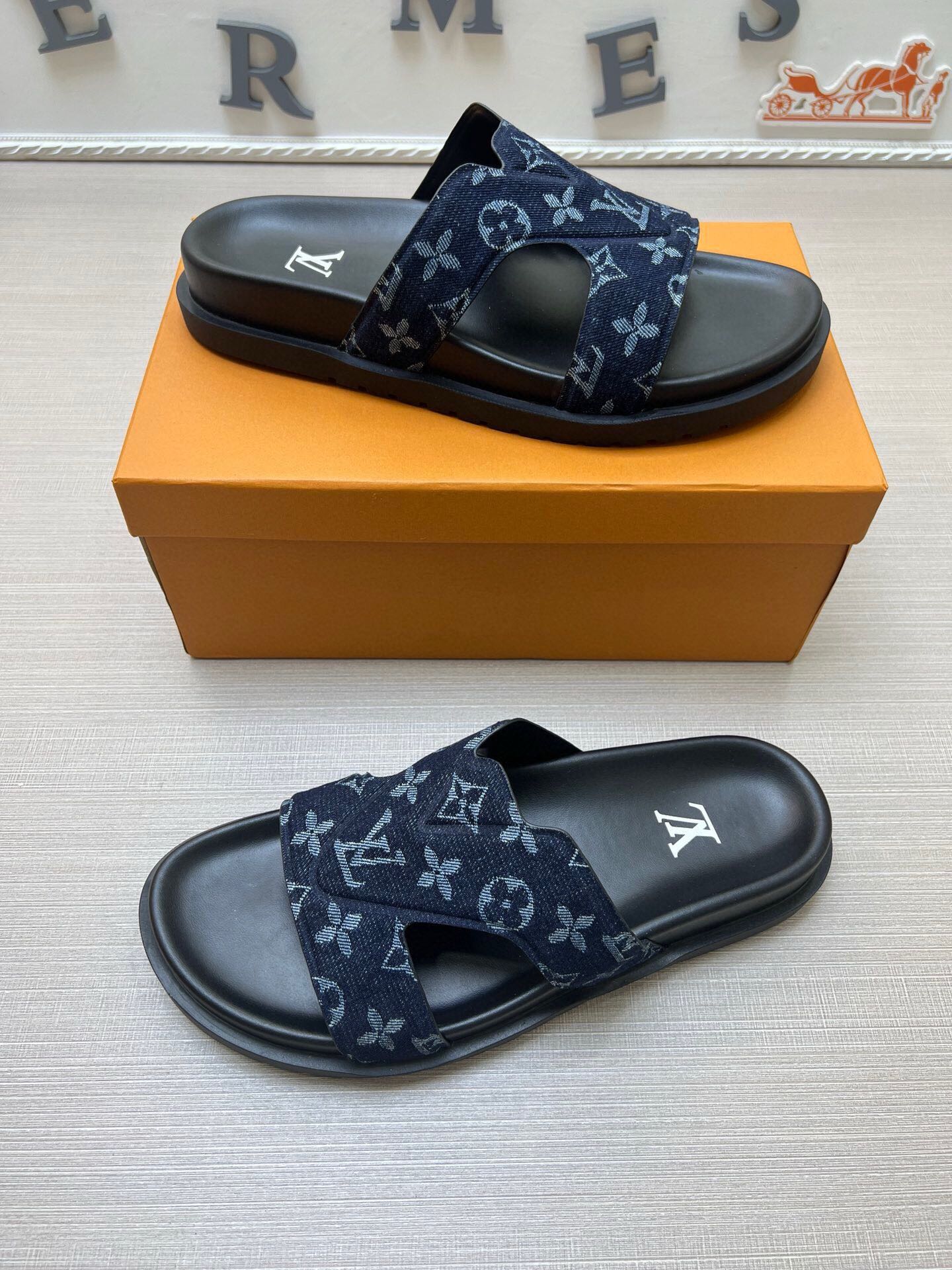 5LE226ZDE Stylish Slippers