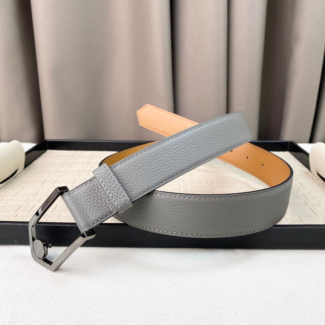14H105PDE Stylish High quality belt With full package