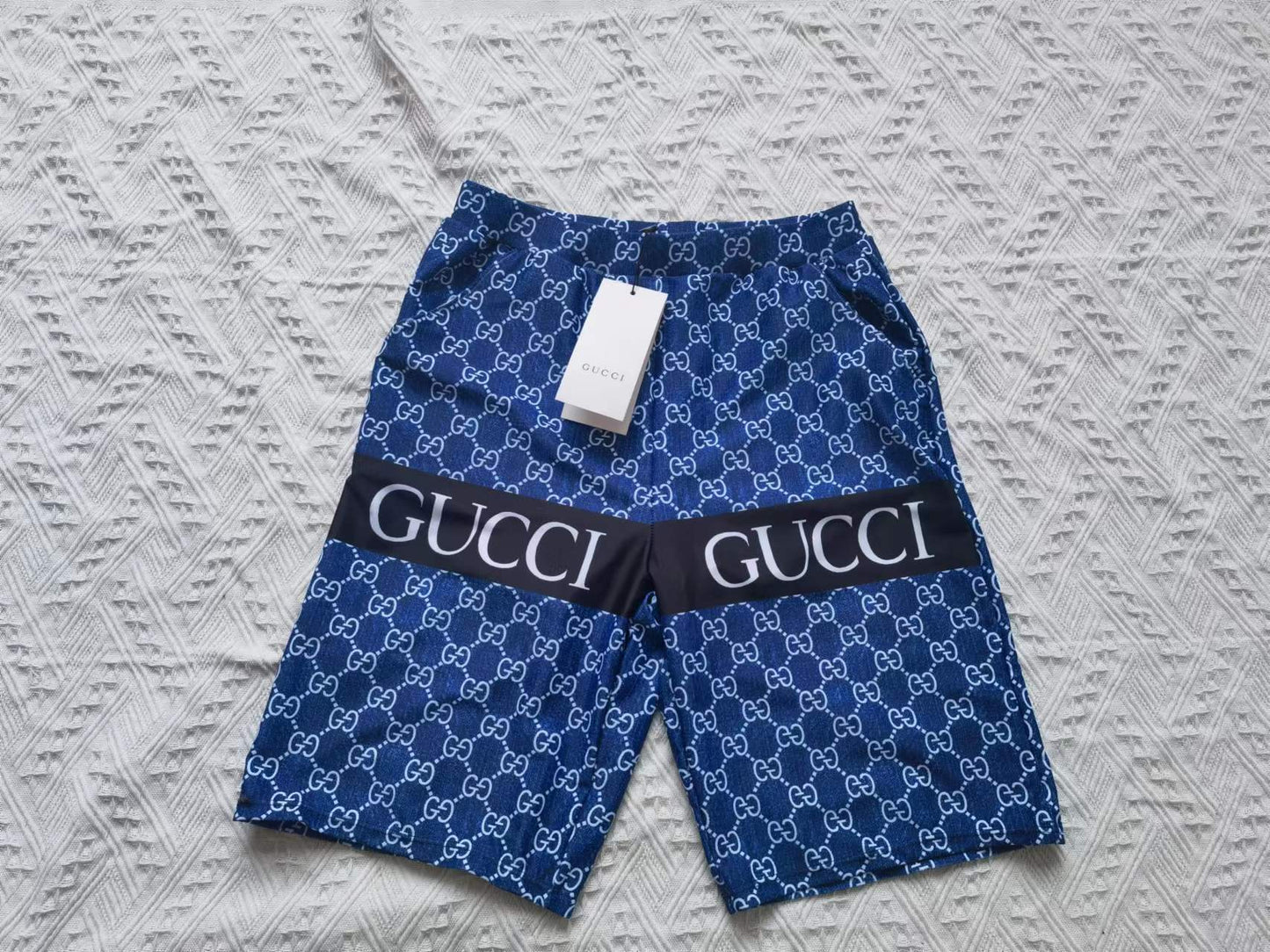 14B5YDE Stylish Men's trunks